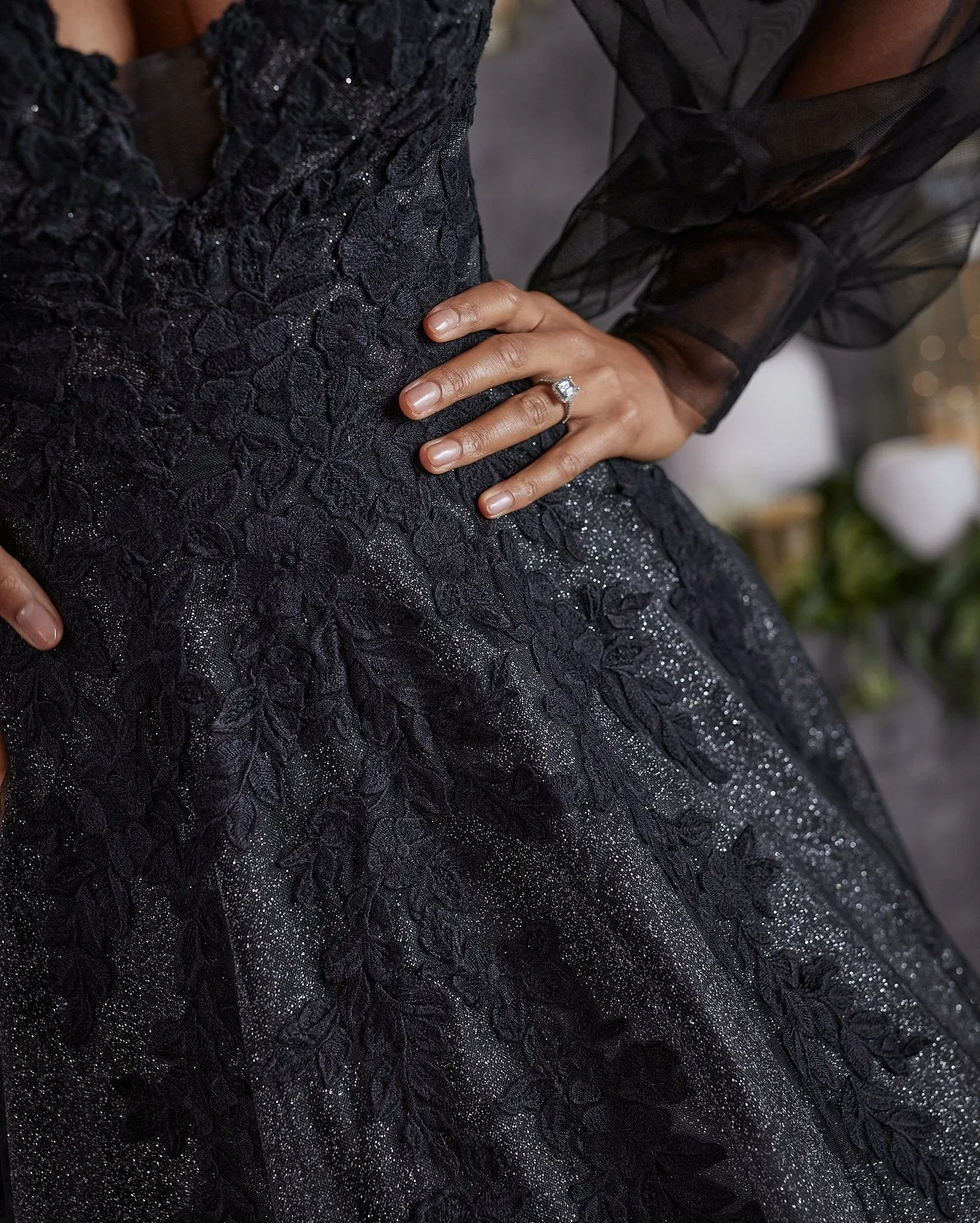 A-line V neck Black Prom Dress Long Sleeve Lace Applique Tulle Evening Gowns #POL025