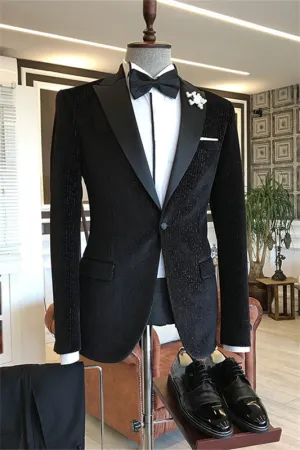 Black Two Pieces Prom Suits with Peaked Lapel Wedding Suits