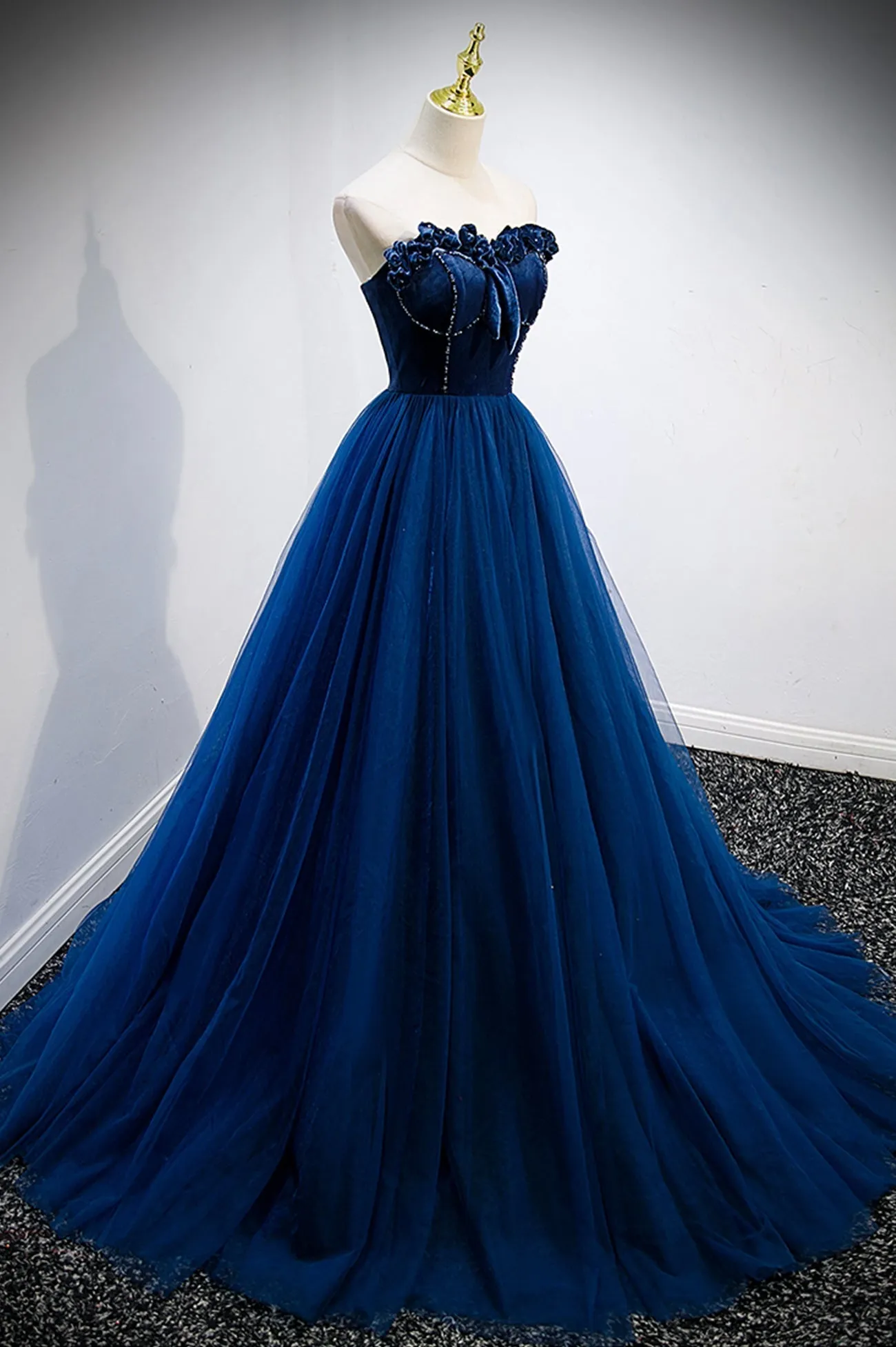 Blue Velvet Tulle Long Prom Dresses A-Line Strapless Evening Dresses