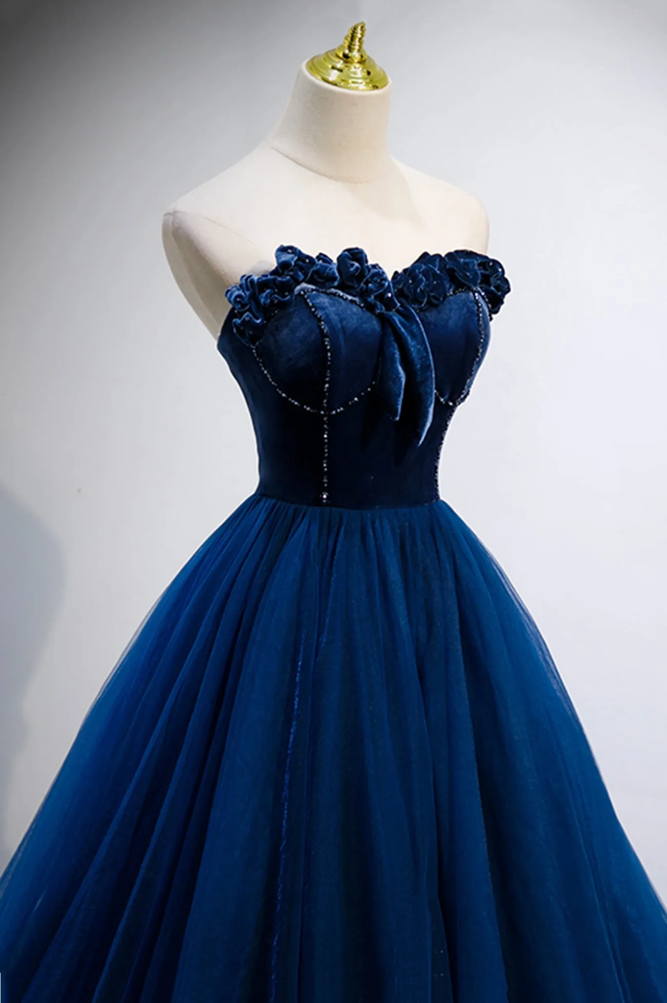 Blue Velvet Tulle Long Prom Dresses A-Line Strapless Evening Dresses