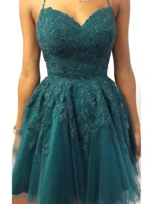 Halter Neck Short Emerald Green Lace Prom Dresses, Short Green Lace Graduation Homecoming Dresses