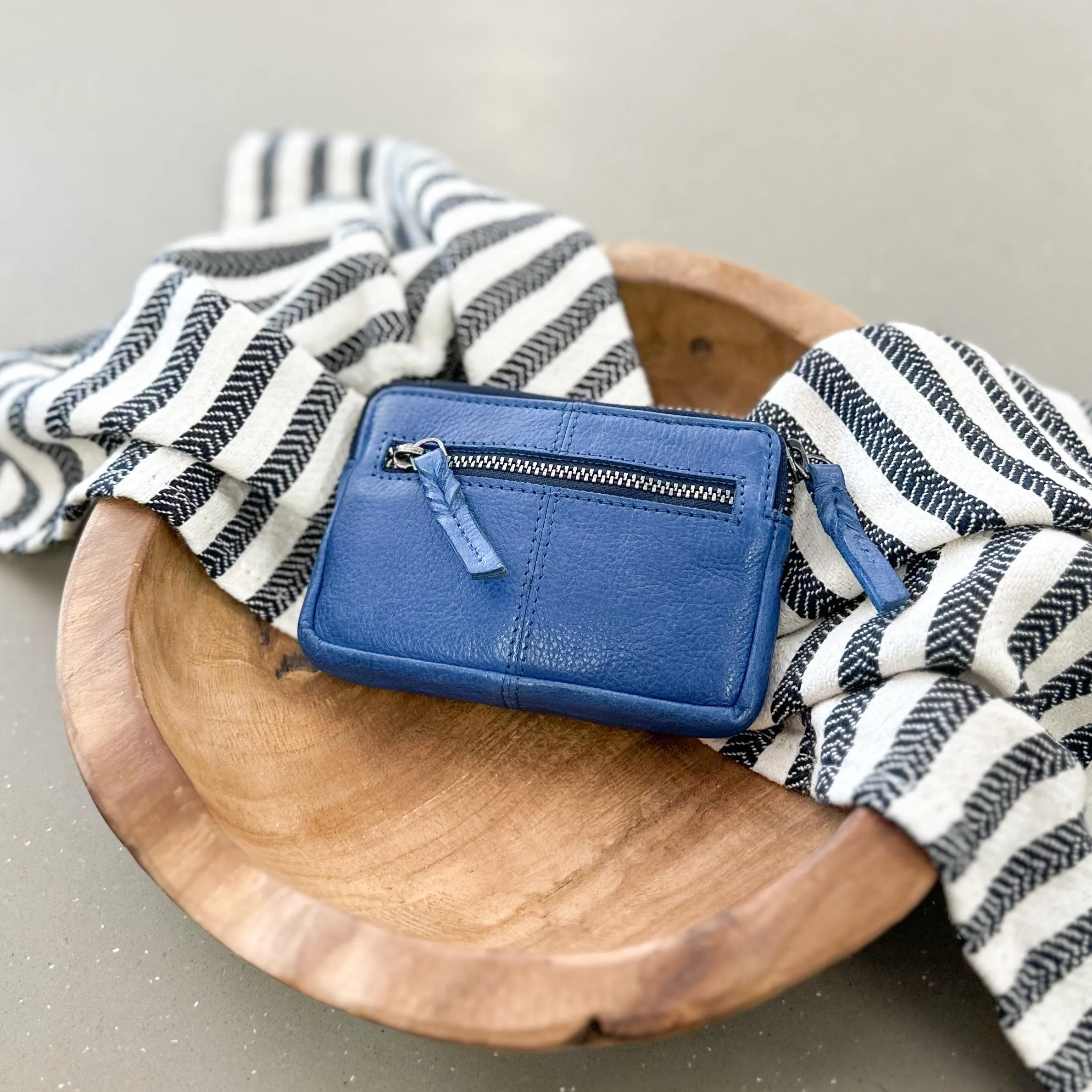 Small Full Zip Leather Wallet | 5979